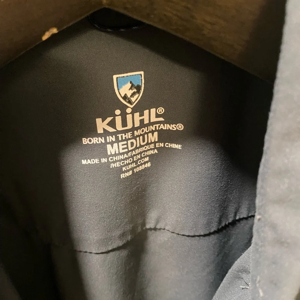 2 For 1 Men's KUHL Blue and Gray Short Sleeve button up Shirts - VG Condition - Picture 4 of 12